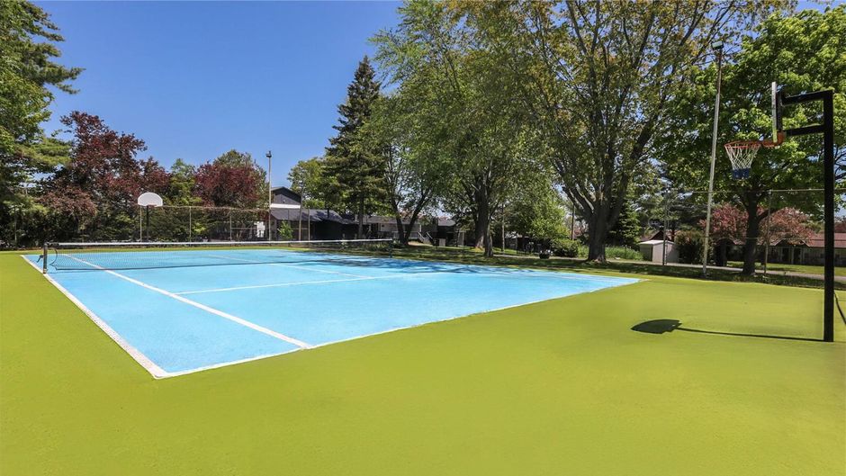 Super 8 by Wyndham Country Squire Resort Recreation