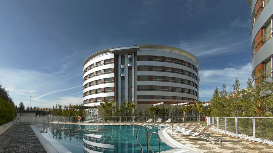Abades Nevada Palace Pool