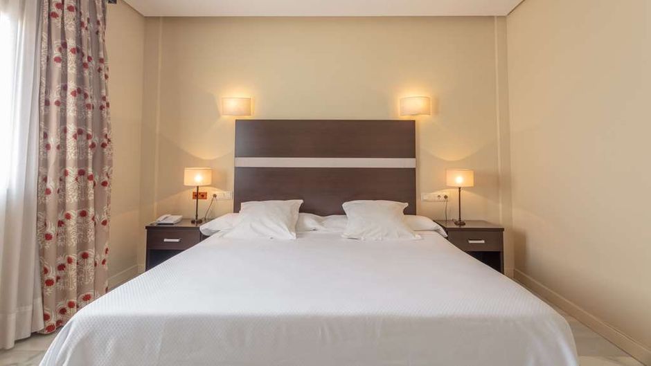 Hotel Abades Benacazon Suite