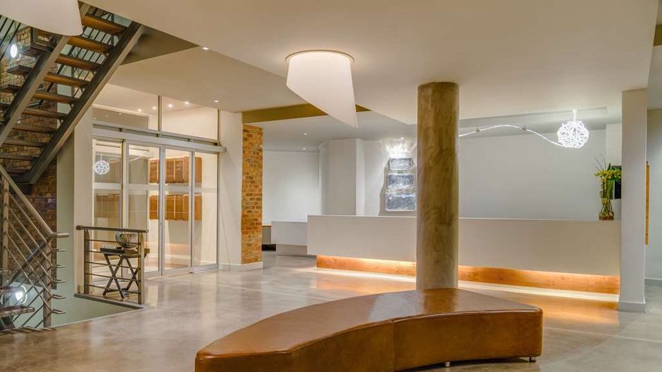Garden Court Victoria Junction Lobby