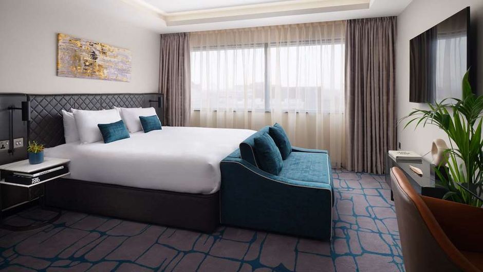 DAO by Dorsett West London Suite