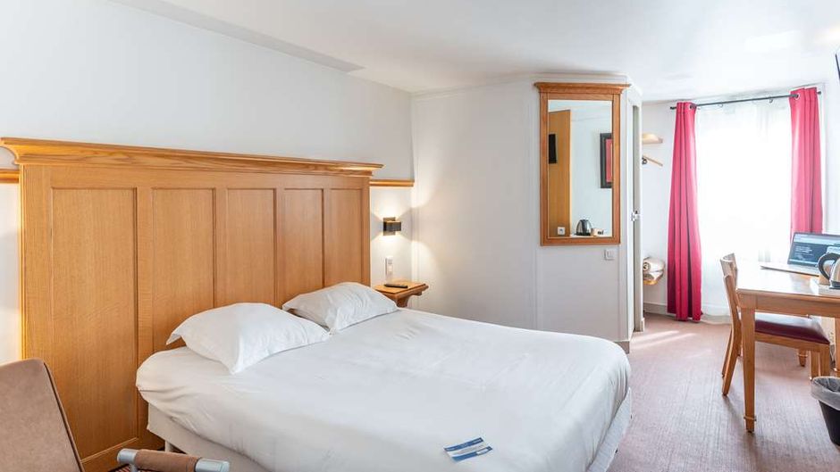 Hotel Kyriad Creil Chantilly Nord Room