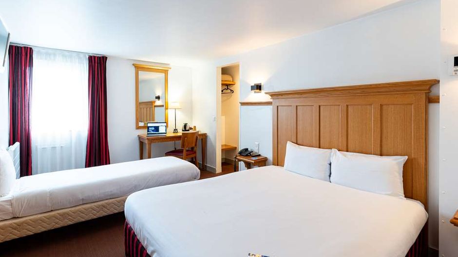 Hotel Kyriad Creil Chantilly Nord Room