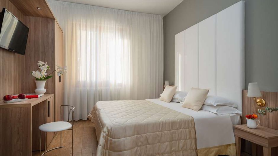 Hotel Re Enzo Room