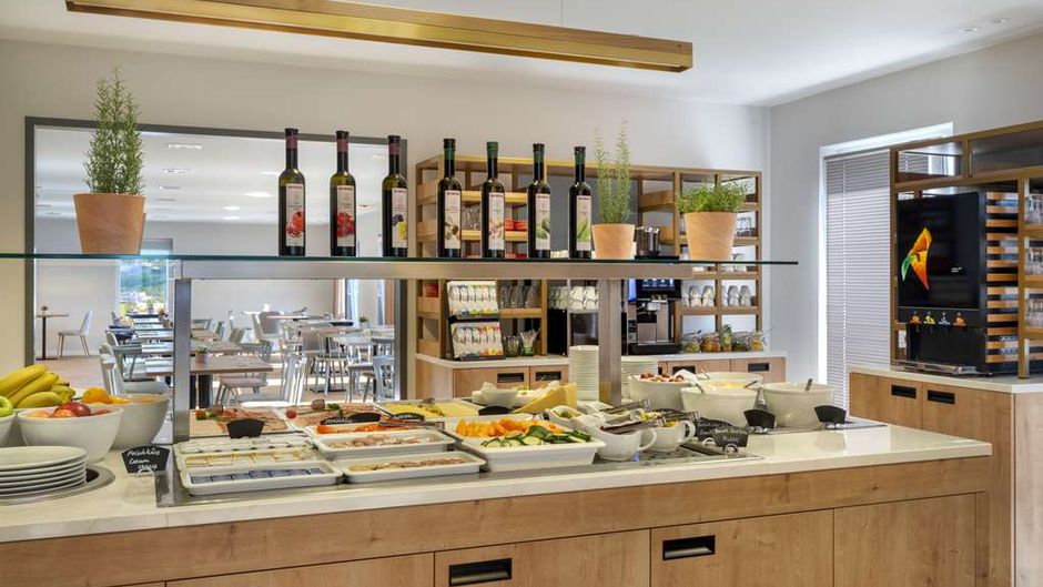 Tivoli Hotel Innsbruck Hilton Garden Inn Restaurant