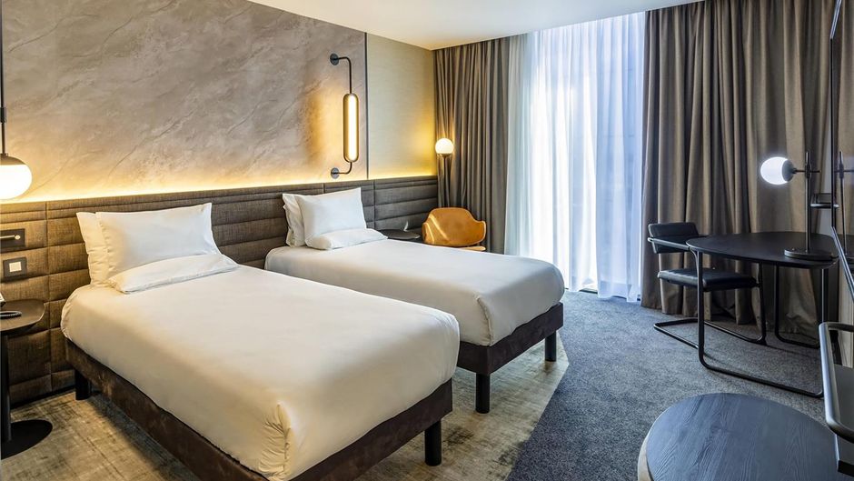 Novotel Liverpool Paddington Village Room