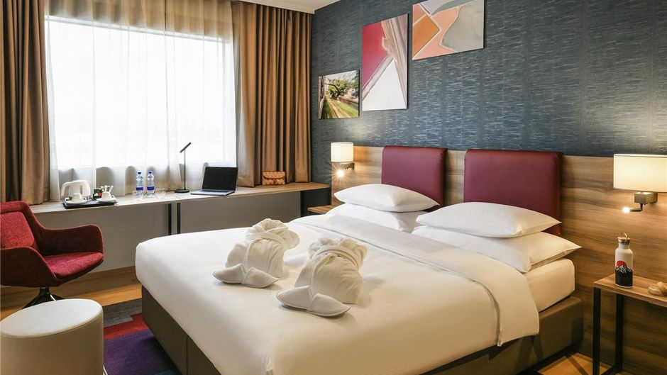 Mercure Geneva Airport Room
