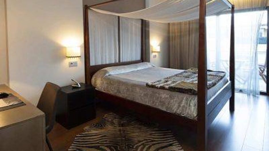 Silken Axis Vigo Hotel Room