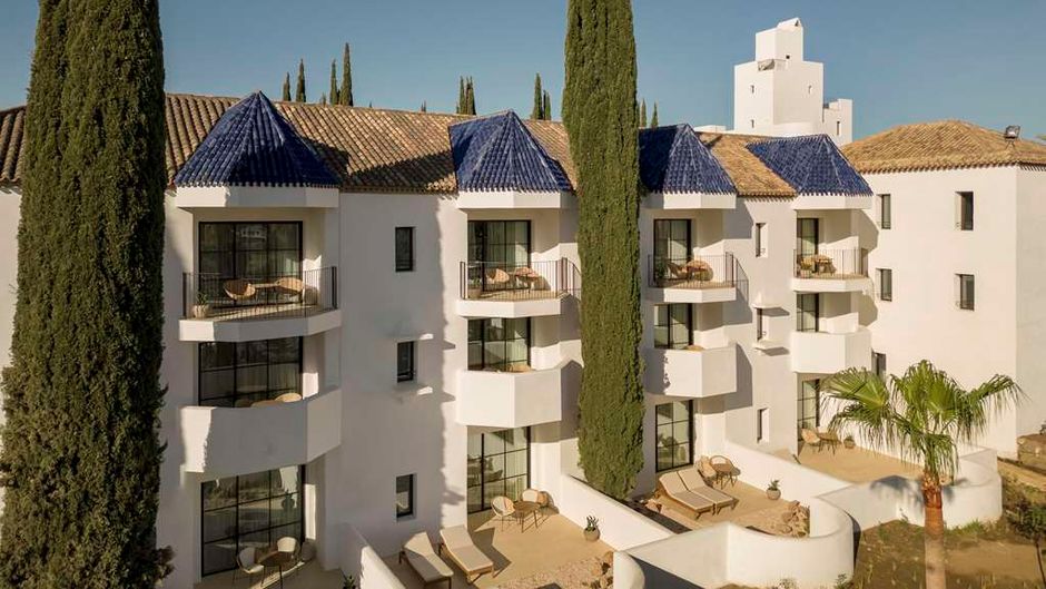 La Zambra Hotel Exterior