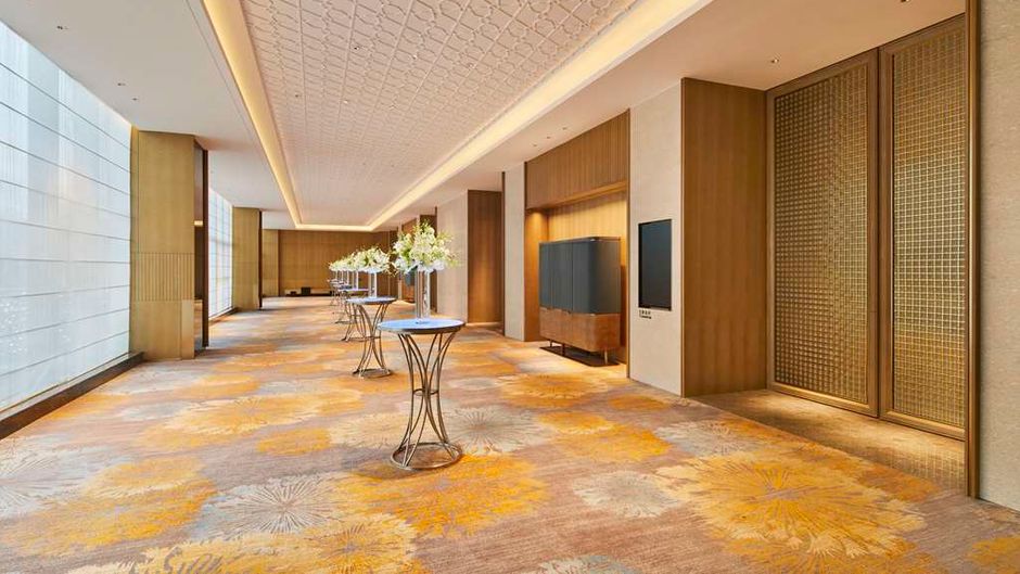 DoubleTree by Hilton Yaan Meeting