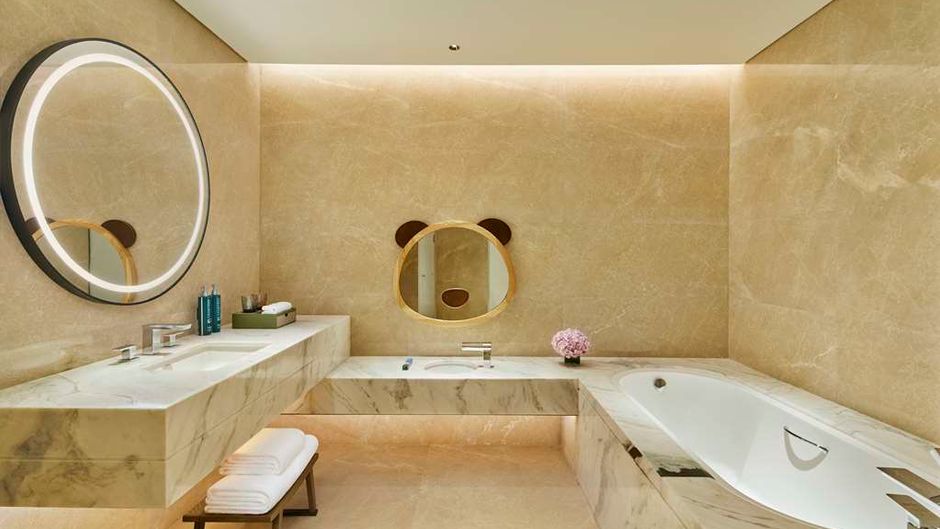 DoubleTree by Hilton Yaan Room