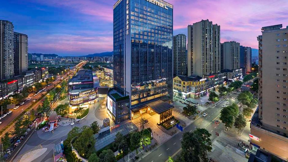 DoubleTree by Hilton Yaan Exterior
