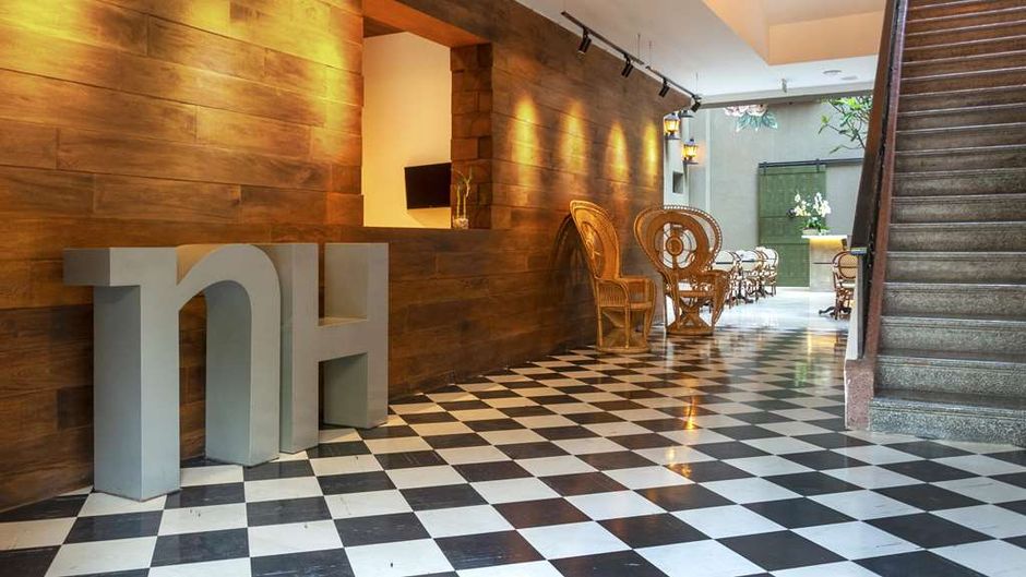 NH Cali Boulevard del Rio Lobby