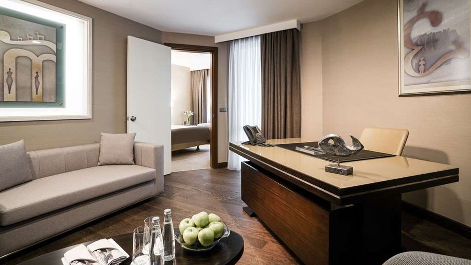 Occidental Ankara Hotel Suite