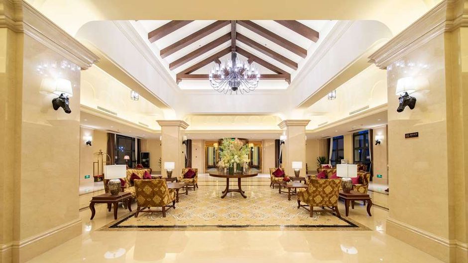 Howard Johnson by Wyndham Ya'an Forest Lobby
