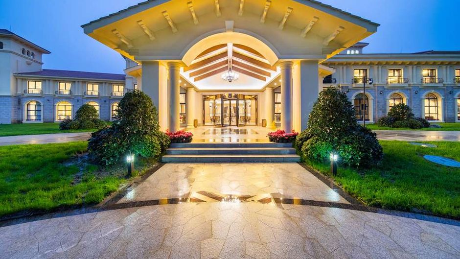 Howard Johnson by Wyndham Ya'an Forest Exterior