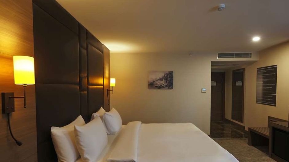 TRYP By Wyndham Istanbul Sisli Hotel Room