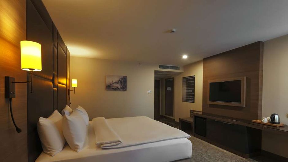 TRYP By Wyndham Istanbul Sisli Hotel Room