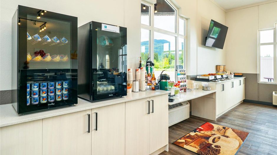 Quality Inn and Suites Clearwater Restaurant