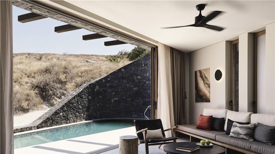Magma Resort Santorini Suite