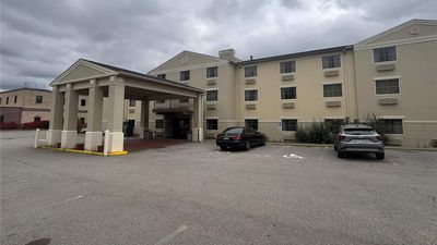 Wingate by Wyndham West Mifflin