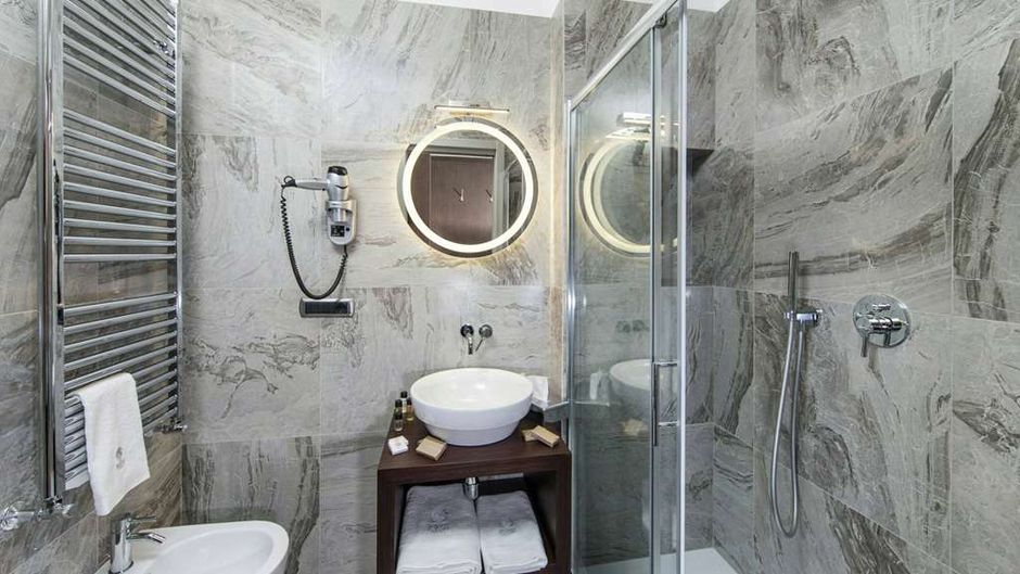 Monti Palace Hotel Room