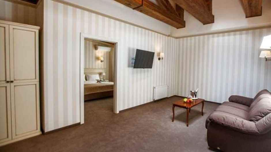 Premier Geneva Hotel Suite