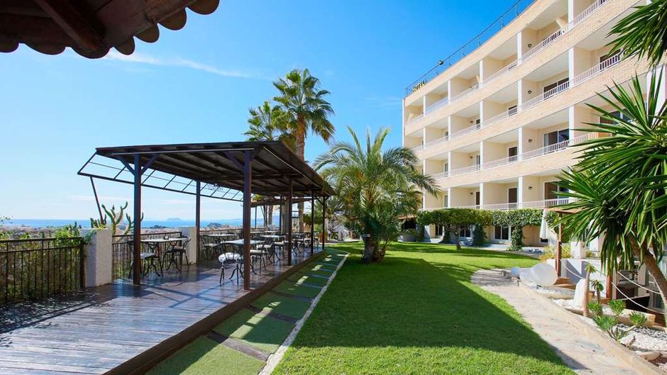 Ramada Resort by Wyndham Exterior