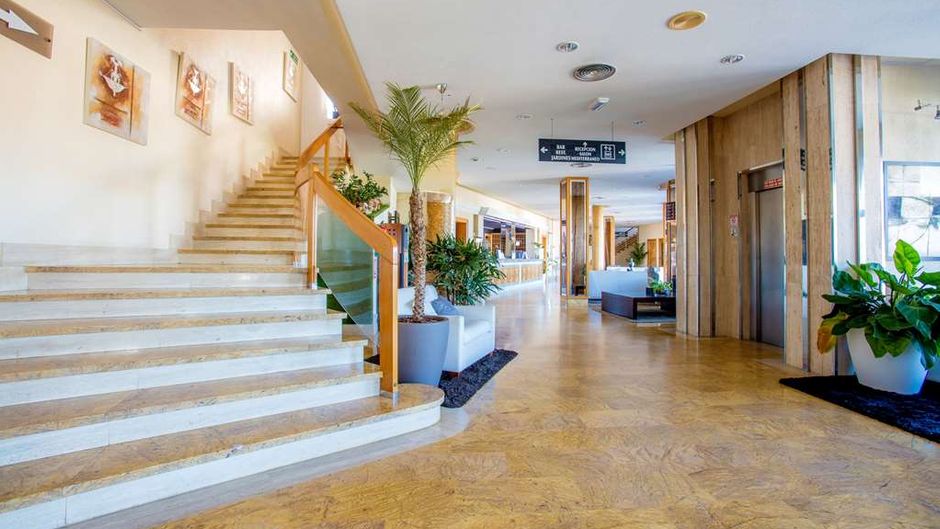 Ramada Resort by Wyndham Lobby