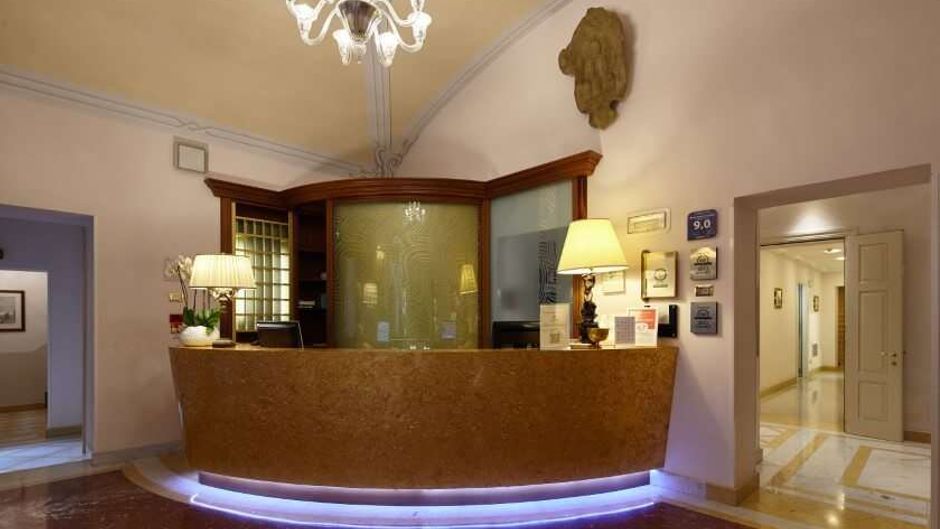 Hotel Golden Tower Lobby