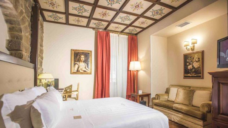 Hotel Golden Tower Room