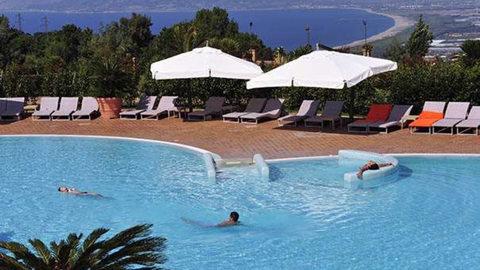 Popilia Country Resort Pool