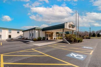 Quality Inn & Suites New Hartford-Utica