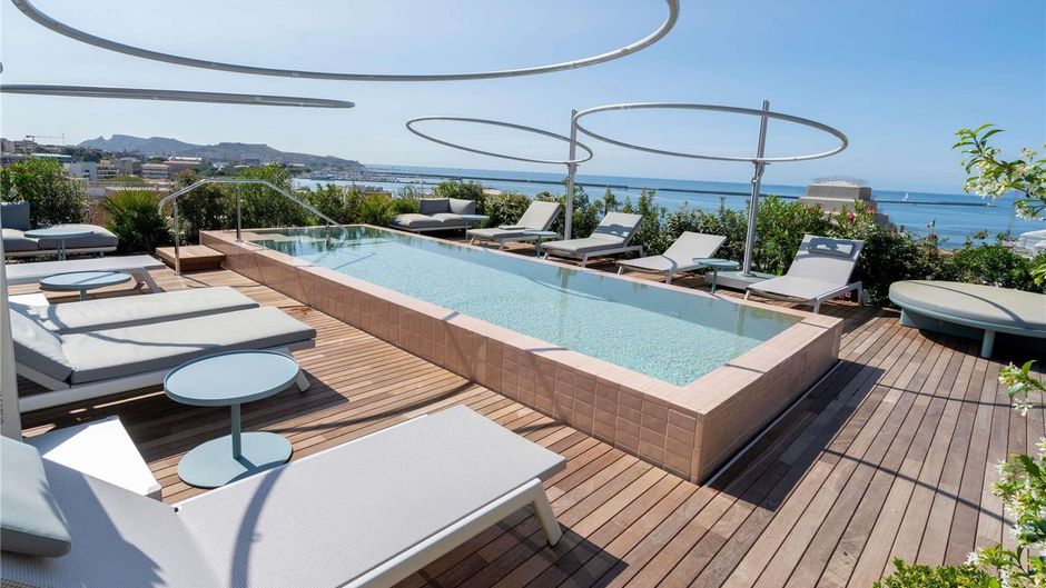 Palazzo Tirso Cagliari MGallery Pool