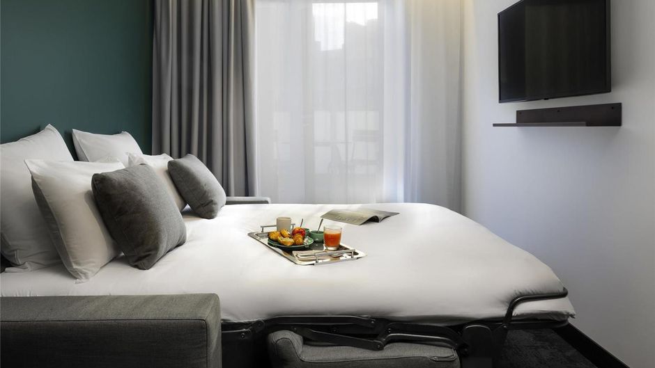 Tribe Paris La Defense Esplanade Suite