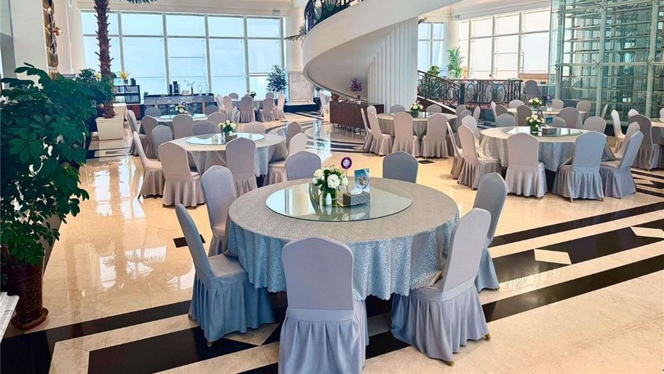 Mercure Urumqi South Lake Restaurant