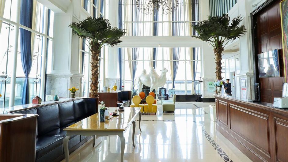 Mercure Urumqi South Lake Exterior