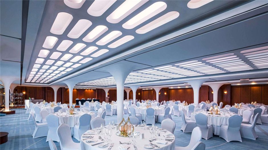 Queen Elizabeth 2 Floating Hotel Meeting