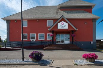 Coast Fort St John Hotel