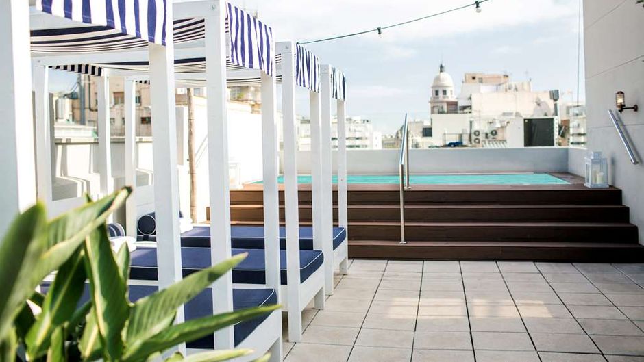 Hotel Midmost Pool