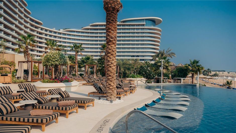 Waldorf Astoria Doha Lusail Pool