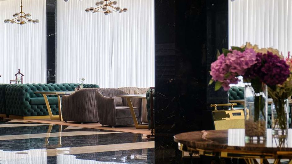 Panaramas Hotel Radisson Individuals Lobby