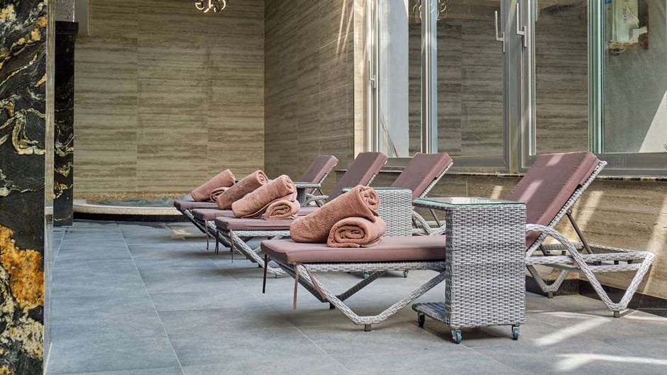 Panaramas Hotel Radisson Individuals Pool