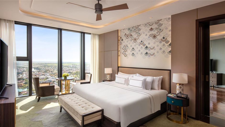 Melia Vinpearl Hue Room