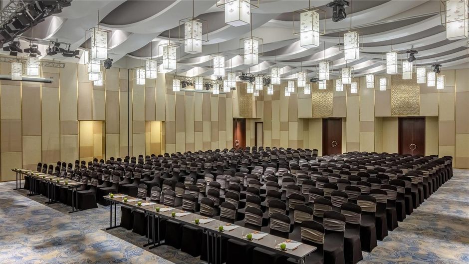 Melia Vinpearl Hue Meeting