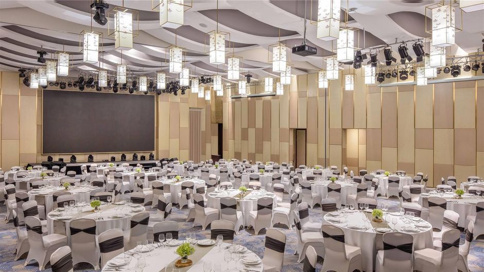 Melia Vinpearl Hue Meeting