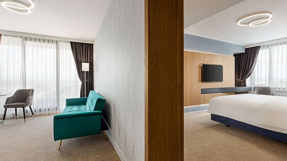 Ramada by Wyndham Slatina Parc Suite