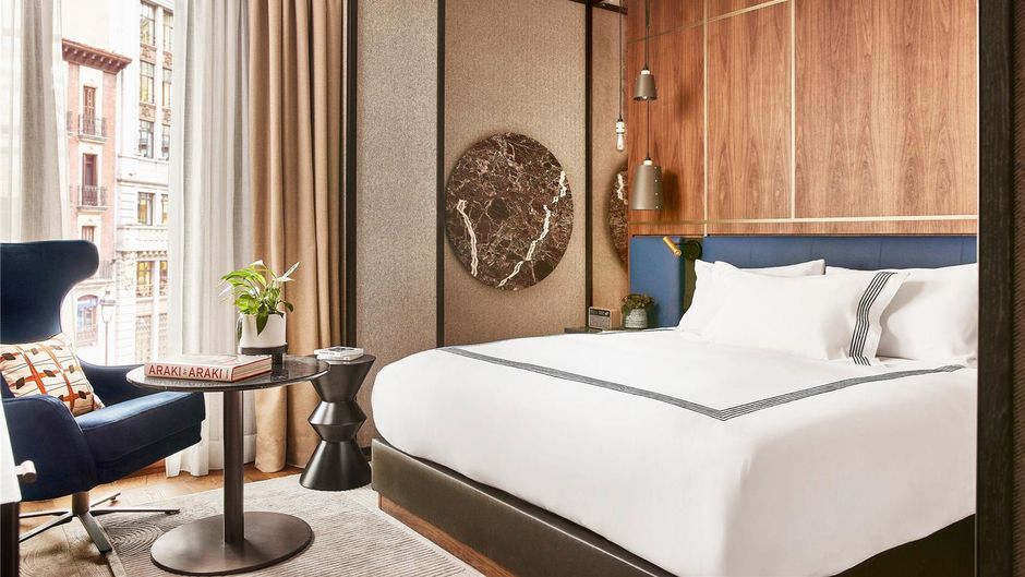 Thompson Madrid by Hyatt Room