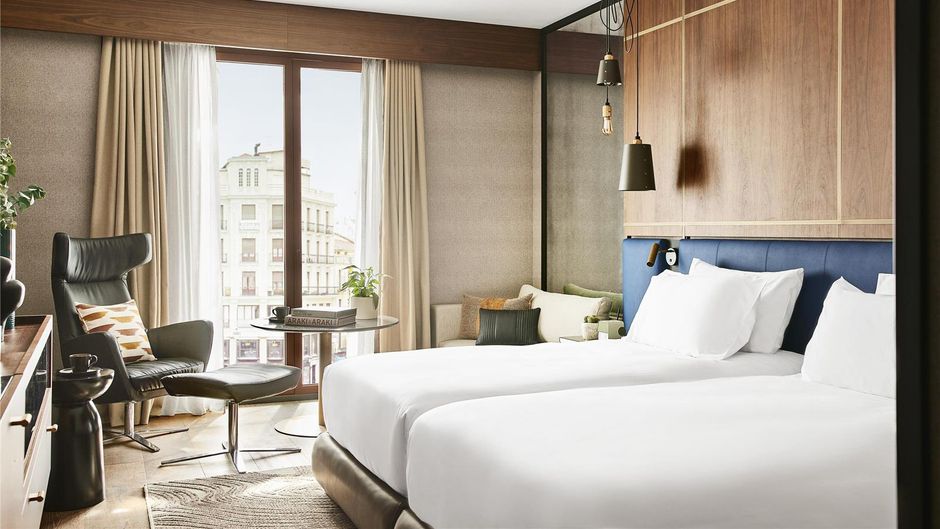 Thompson Madrid by Hyatt Room