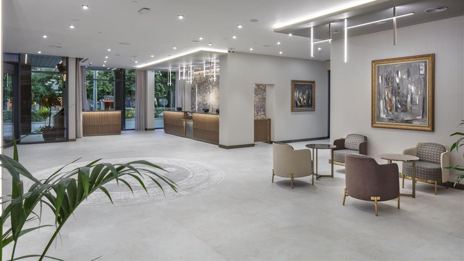 DoubleTree by Hilton Plovdiv Center Lobby